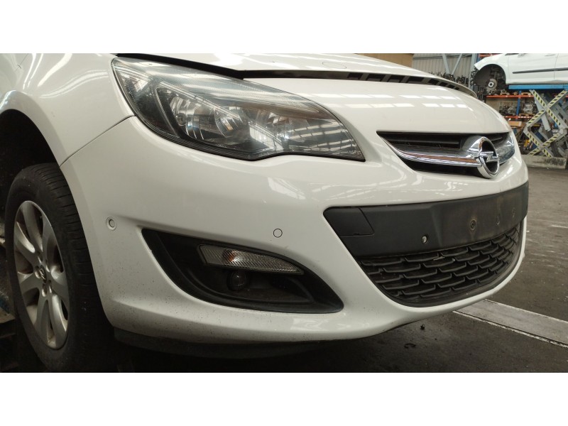 Recambio de paragolpes delantero para opel astra j sports tourer (p10) 1.4 turbo (35) referencia OEM IAM   