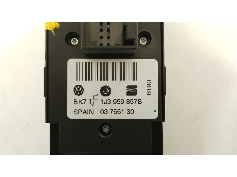 Recambio de mando elevalunas delantero izquierdo para seat leon (1m1) 1.9 tdi referencia OEM IAM 1J3959857B  