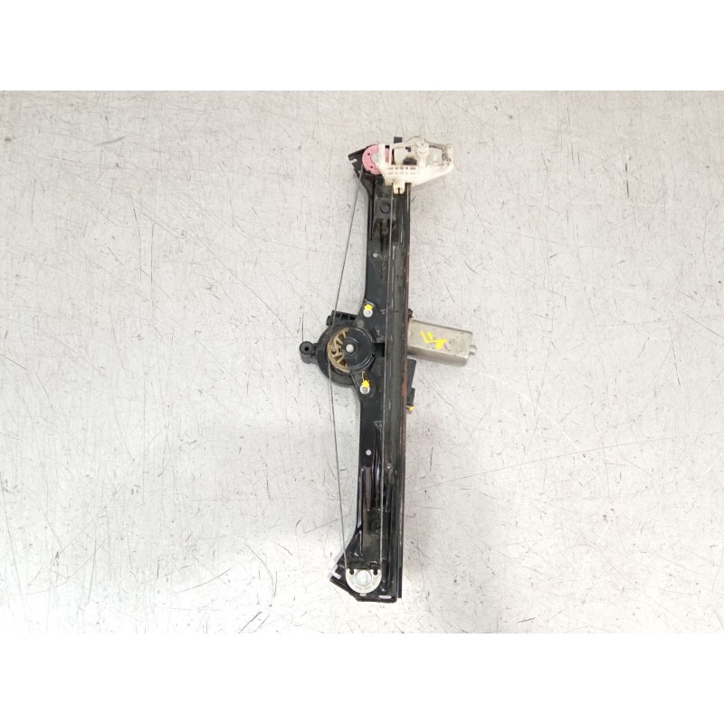 Recambio de elevalunas delantero izquierdo para fiat bravo ii (198_) 1.4 t-jet (198axg1b) referencia OEM IAM 51779572  