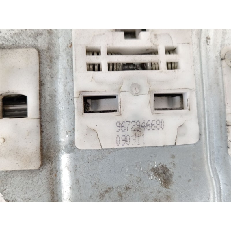 Recambio de elevalunas delantero izquierdo para citroën berlingo multispace (b9) 1.6 hdi 110 referencia OEM IAM 9672946680  