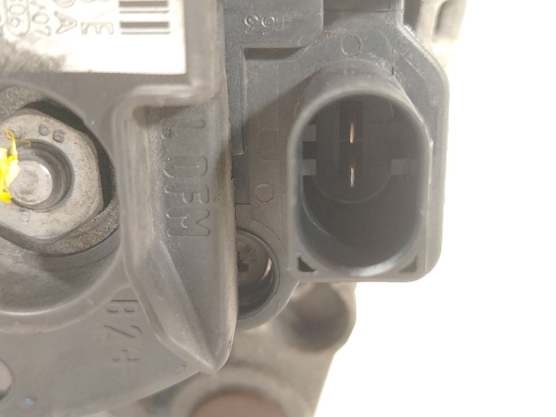 Recambio de alternador para seat ibiza iii (6l1) 1.9 tdi referencia OEM IAM 028903028E 0124515010 