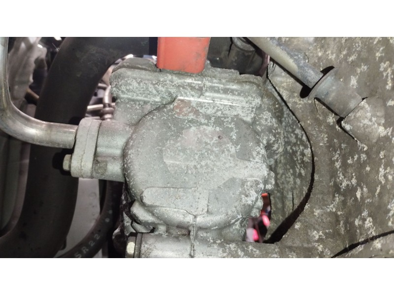 Recambio de compresor aire acondicionado para toyota auris hybrid active referencia OEM IAM 8837047033  