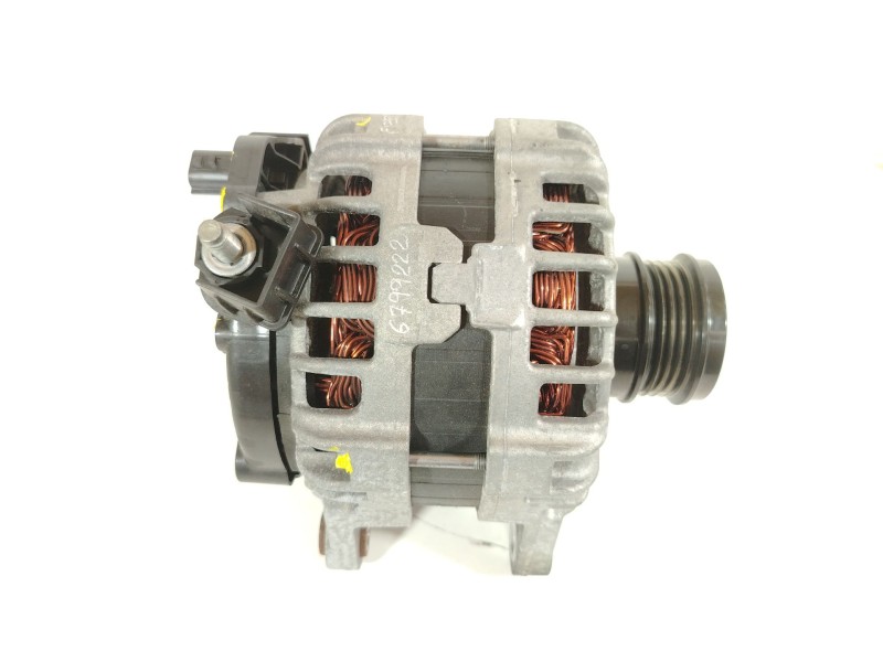 Recambio de alternador para dacia sandero iii 1.0 sce 65 referencia OEM IAM 231009076R F000BL08B1 