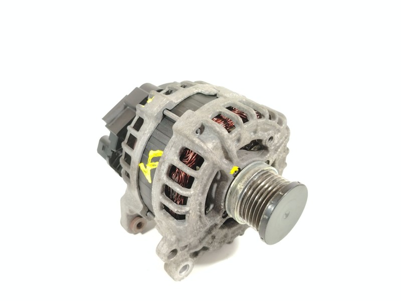 Recambio de alternador para audi a3 sportback (8va, 8vf) 2.0 tdi referencia OEM IAM 03L903023K F000BL0800 