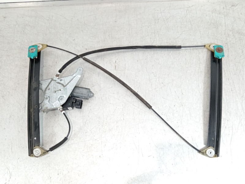 Recambio de elevalunas delantero izquierdo para audi a3 (8l1) 1.6 referencia OEM IAM 8L3837461  