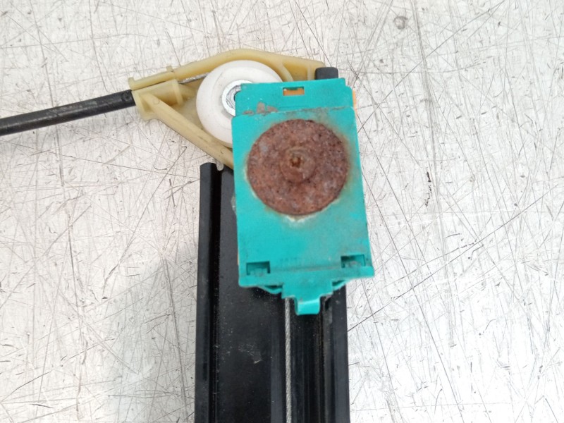 Recambio de elevalunas delantero izquierdo para audi a3 (8l1) 1.6 referencia OEM IAM 8L3837461  