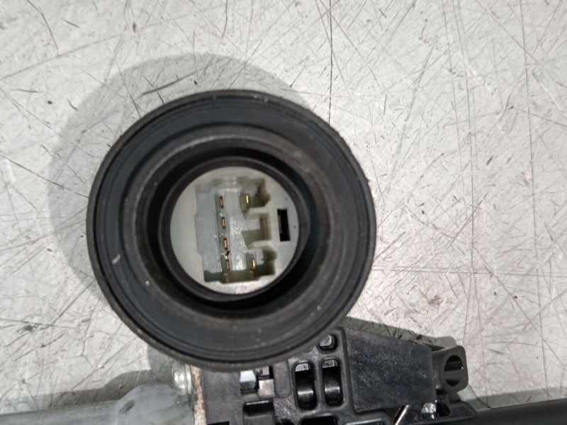 Recambio de elevalunas trasero derecho para toyota auris (_e15_) 1.4 (zze150_) referencia OEM IAM 857200D120 973581100 
