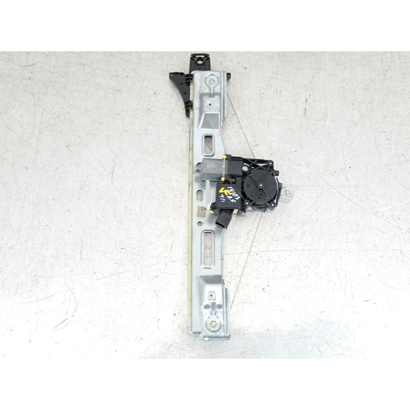Recambio de elevalunas trasero izquierdo para opel zafira tourer c (p12) 2.0 cdti (75) referencia OEM IAM 13260141  