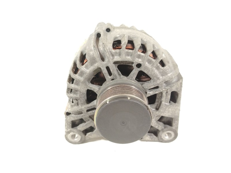 Recambio de alternador para dacia duster (hs_) 1.5 dci (hsaj) referencia OEM IAM 231003831R  TG12C094