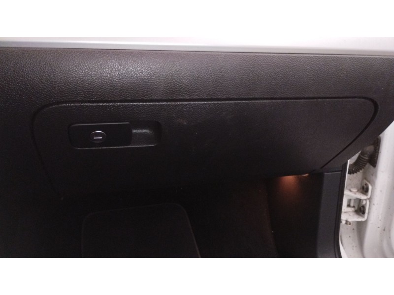 Recambio de guantera para volkswagen golf vi (5k1) 1.6 tdi referencia OEM IAM 1K1857101M82V 1K1857101M 