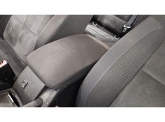 Recambio de apoyabrazos central para volkswagen golf vi (5k1) 1.6 tdi referencia OEM IAM 1K0864207E  