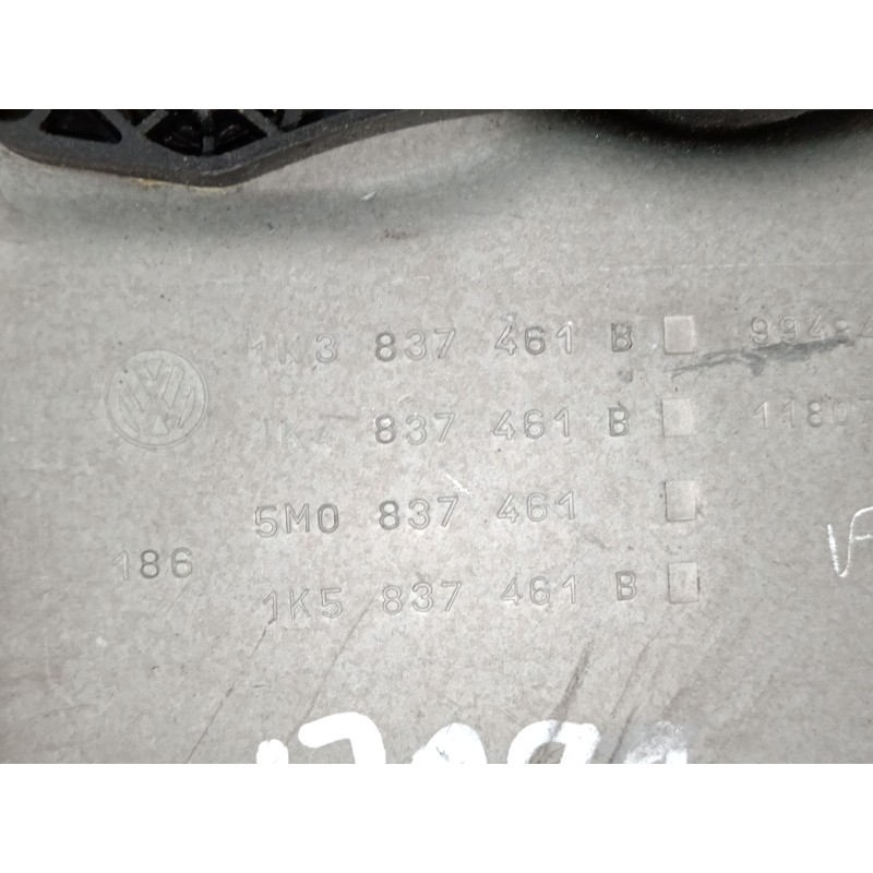 Recambio de elevalunas delantero izquierdo para volkswagen golf v (1k1) 2.0 tdi referencia OEM IAM 1K3837461B 1K0959701M 1K09597