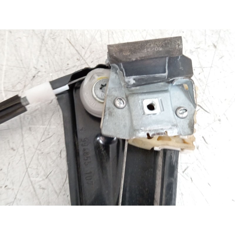 Recambio de elevalunas delantero izquierdo para volkswagen golf v (1k1) 2.0 tdi referencia OEM IAM 1K3837461B 1K0959701M 1K09597