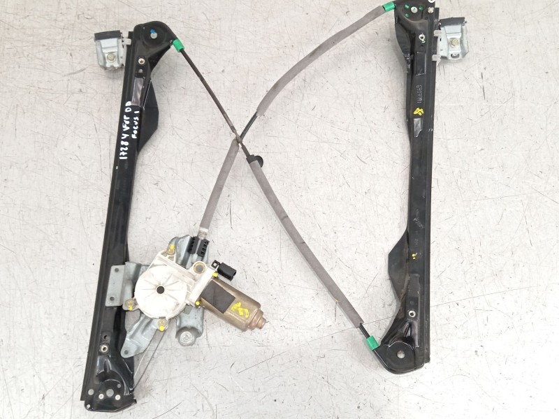 Recambio de elevalunas delantero derecho para ford focus i (daw, dbw) 1.6 16v referencia OEM IAM XS4123200  