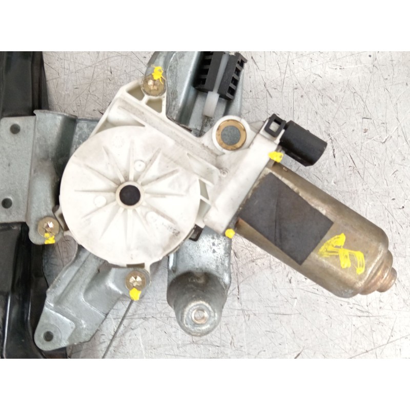Recambio de elevalunas delantero derecho para ford focus i (daw, dbw) 1.6 16v referencia OEM IAM XS4123200  
