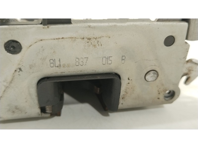 Recambio de cerradura puerta delantera izquierda para audi a3 (8l1) 1.6 referencia OEM IAM 8L1837015B  