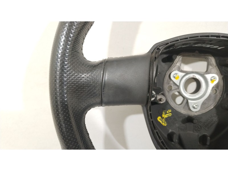 Recambio de volante para audi a3 (8p1) 2.0 tdi referencia OEM IAM 8P0419091CKTNA 8P0419689A 