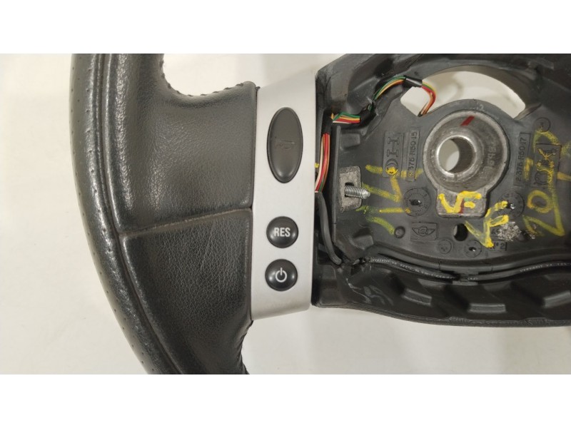 Recambio de volante para mini mini (r50, r53) one referencia OEM IAM 32336770428 375R5015 2375R5017