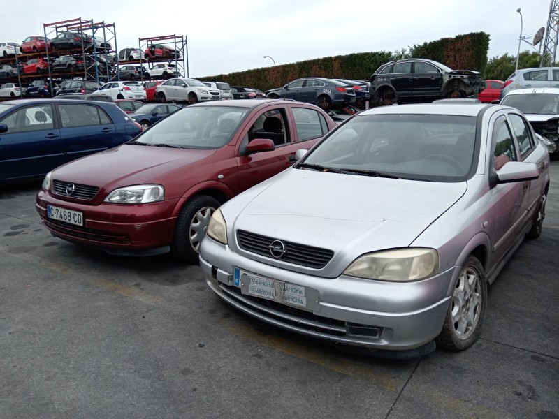 opel astra g hatchback (t98) del año 2001