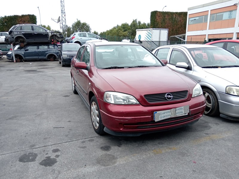 opel astra g sedán (t98) del año 1999