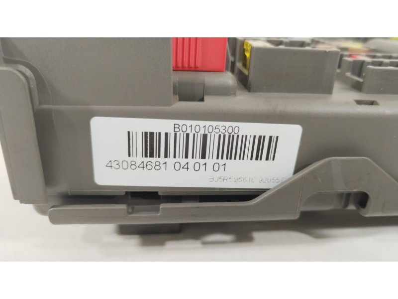 Recambio de caja reles / fusibles para bmw x5 (e70) xdrive 30 d referencia OEM IAM 693168704  