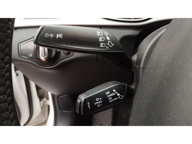 Recambio de mando intermitentes para audi a4 b8 (8k2) 2.0 tdi referencia OEM IAM 4G0953502AA  