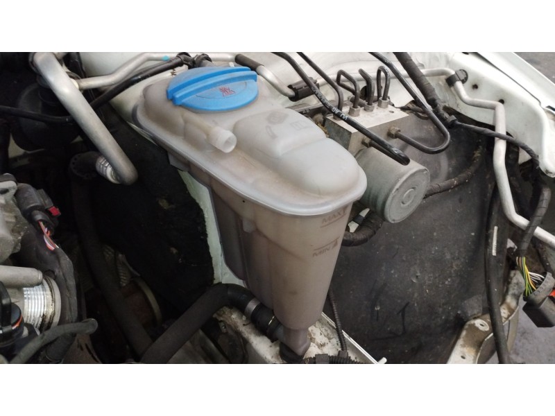 Recambio de deposito expansion para audi a4 b8 (8k2) 2.0 tdi referencia OEM IAM 8K0121403Q  