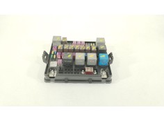 Recambio de caja reles / fusibles para ssangyong rodius i 2.7 xdi referencia OEM IAM A120ED 8234021012 