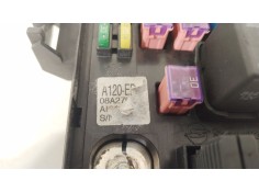 Recambio de caja reles / fusibles para ssangyong rodius i 2.7 xdi referencia OEM IAM A120ED 8234021012  2