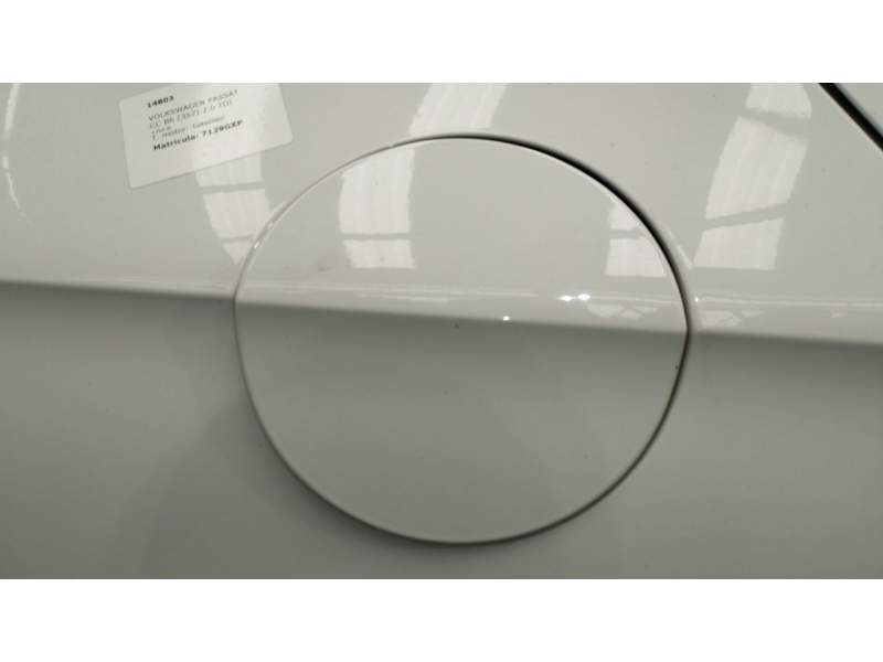TAPA EXTERIOR COMBUSTIBLE 