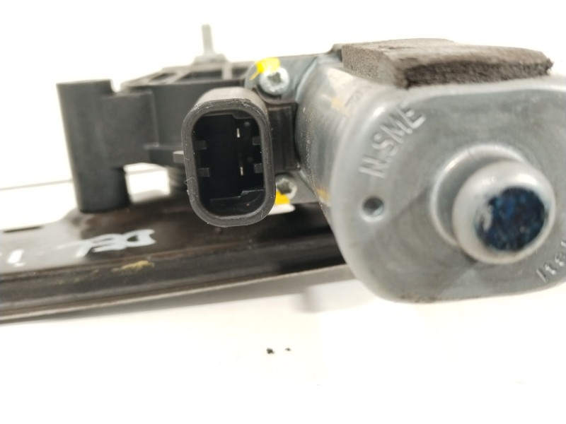 Recambio de elevalunas delantero izquierdo para fiat punto (evo) (199) dynamic referencia OEM IAM 51786729  