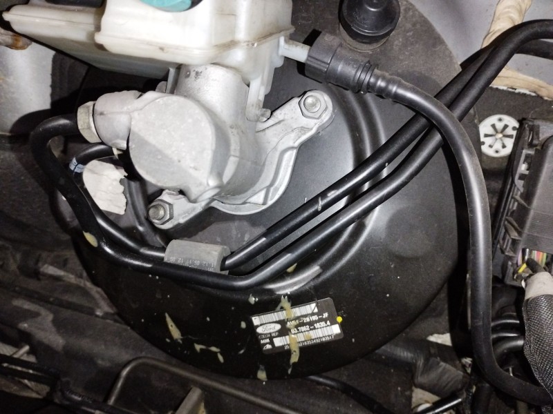 Recambio de servofreno para ford c-max edition referencia OEM IAM AV612B195JF  