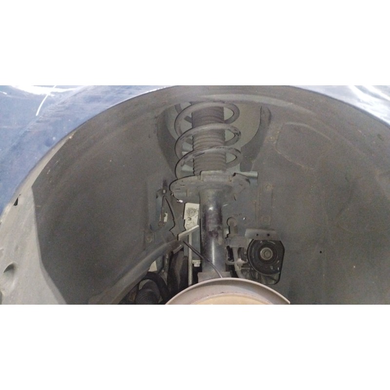 Recambio de amortiguador delantero derecho para ford focus iii 1.0 ecoboost referencia OEM IAM BV6118045LAB  