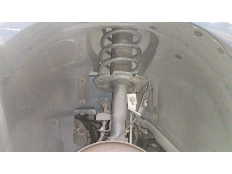 Recambio de amortiguador delantero izquierdo para ford focus iii 1.0 ecoboost referencia OEM IAM BV6118K001LAB  