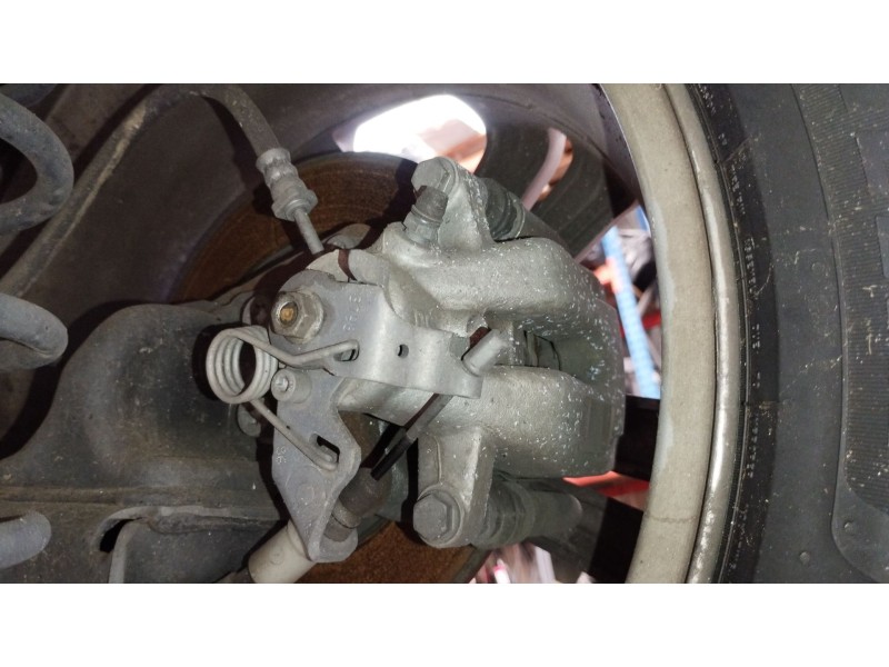 Recambio de pinza freno trasera derecha para peugeot 208 i (ca_, cc_) 1.6 hdi referencia OEM IAM 32053755  