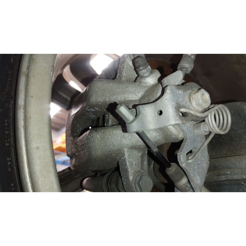 Recambio de pinza freno trasera izquierda para peugeot 208 i (ca_, cc_) 1.6 hdi referencia OEM IAM 32053754  
