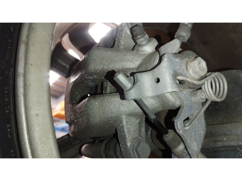 Recambio de pinza freno trasera izquierda para peugeot 208 i (ca_, cc_) 1.6 hdi referencia OEM IAM 32053754  