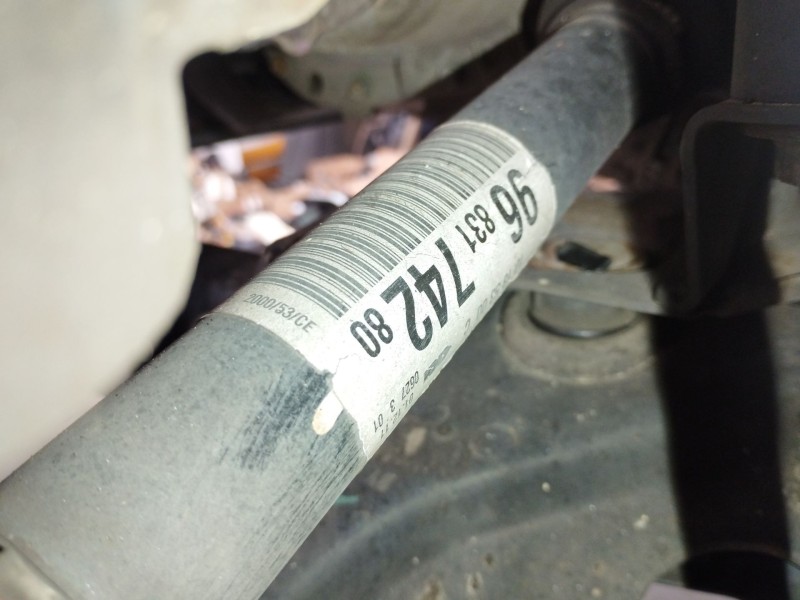 Recambio de transmision delantera izquierda para citroën c3 picasso (sh_) 1.4 vti 95 referencia OEM IAM 9683174280  