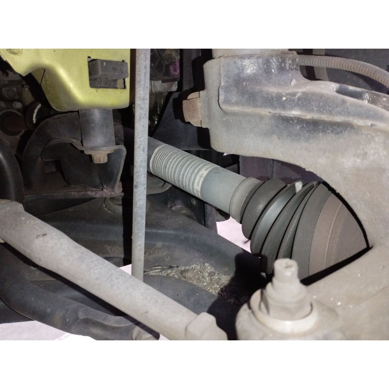 Recambio de transmision delantera derecha para citroën c3 picasso (sh_) 1.4 vti 95 referencia OEM IAM 9683174180  