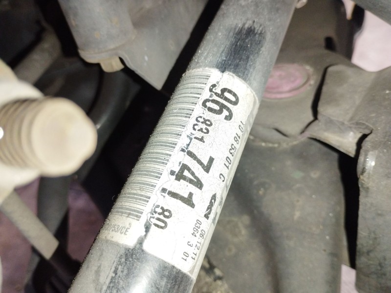 Recambio de transmision delantera derecha para citroën c3 picasso (sh_) 1.4 vti 95 referencia OEM IAM 9683174180  