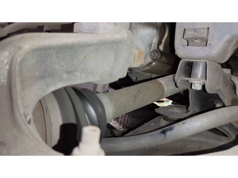Recambio de transmision delantera izquierda para peugeot 208 i (ca_, cc_) 1.6 hdi referencia OEM IAM 9686025580  