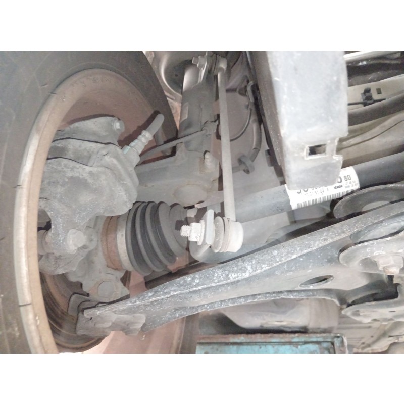 Recambio de transmision delantera derecha para peugeot 208 i (ca_, cc_) 1.2 vti 82 referencia OEM IAM 9803959680  