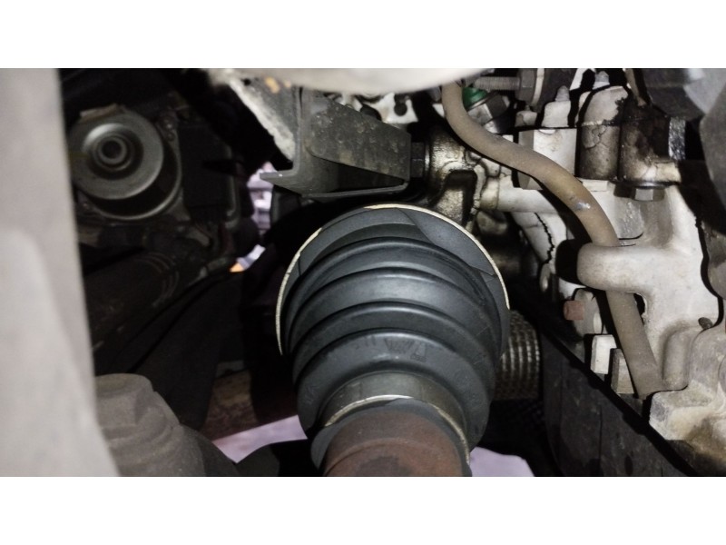 Recambio de transmision delantera derecha para peugeot 208 i (ca_, cc_) 1.6 hdi referencia OEM IAM 9686025480  