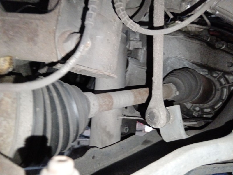 Recambio de transmision delantera izquierda para renault grand scénic iii (jz0/1_) 1.9 dci referencia OEM IAM 8200725512  