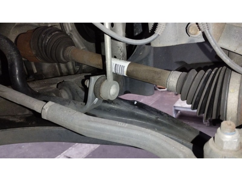 Recambio de transmision delantera derecha para renault clio iv (bh_) 0.9 tce 90 referencia OEM IAM 391009101R  