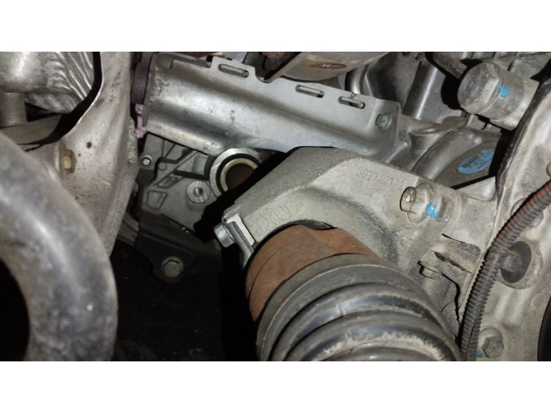 Recambio de transmision delantera derecha para renault clio iv (bh_) 0.9 tce 90 referencia OEM IAM 391009101R  