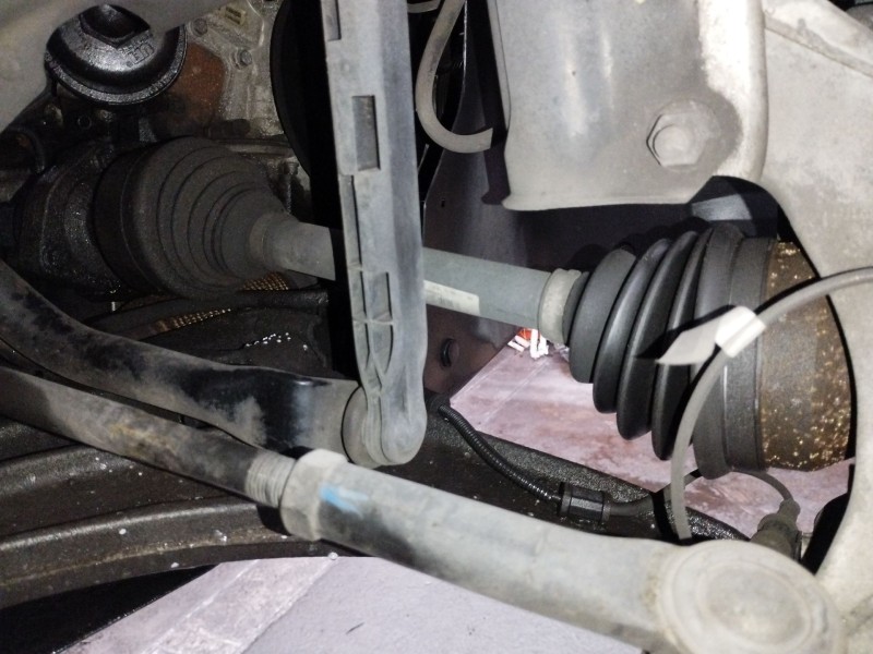 Recambio de transmision delantera derecha para opel insignia berlina cosmo referencia OEM IAM 13219092  