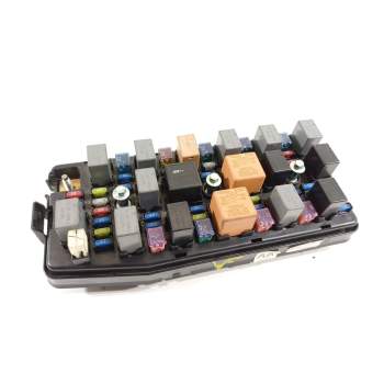 CAJA RELES / FUSIBLES 06372 