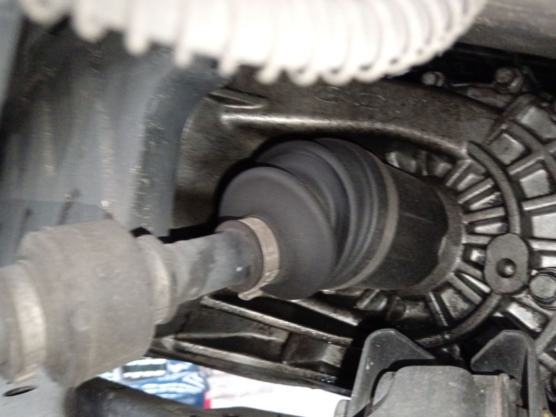 Recambio de transmision delantera izquierda para hyundai santa fé ii furgoneta/suv (cm) crdi referencia OEM IAM 495002B260  