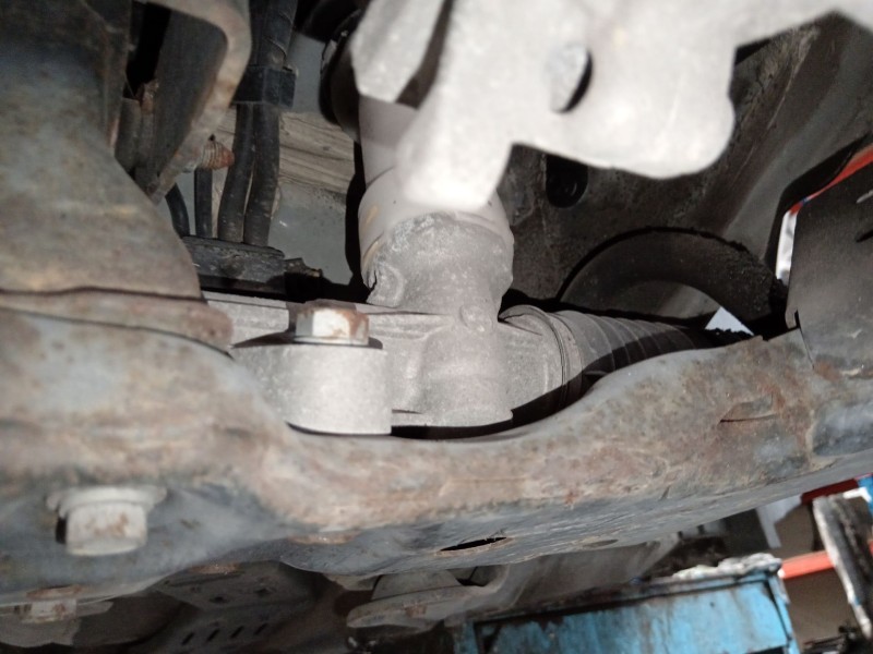 Recambio de cremallera direccion para kia cee´d hatchback (ed) 1.4 referencia OEM IAM   